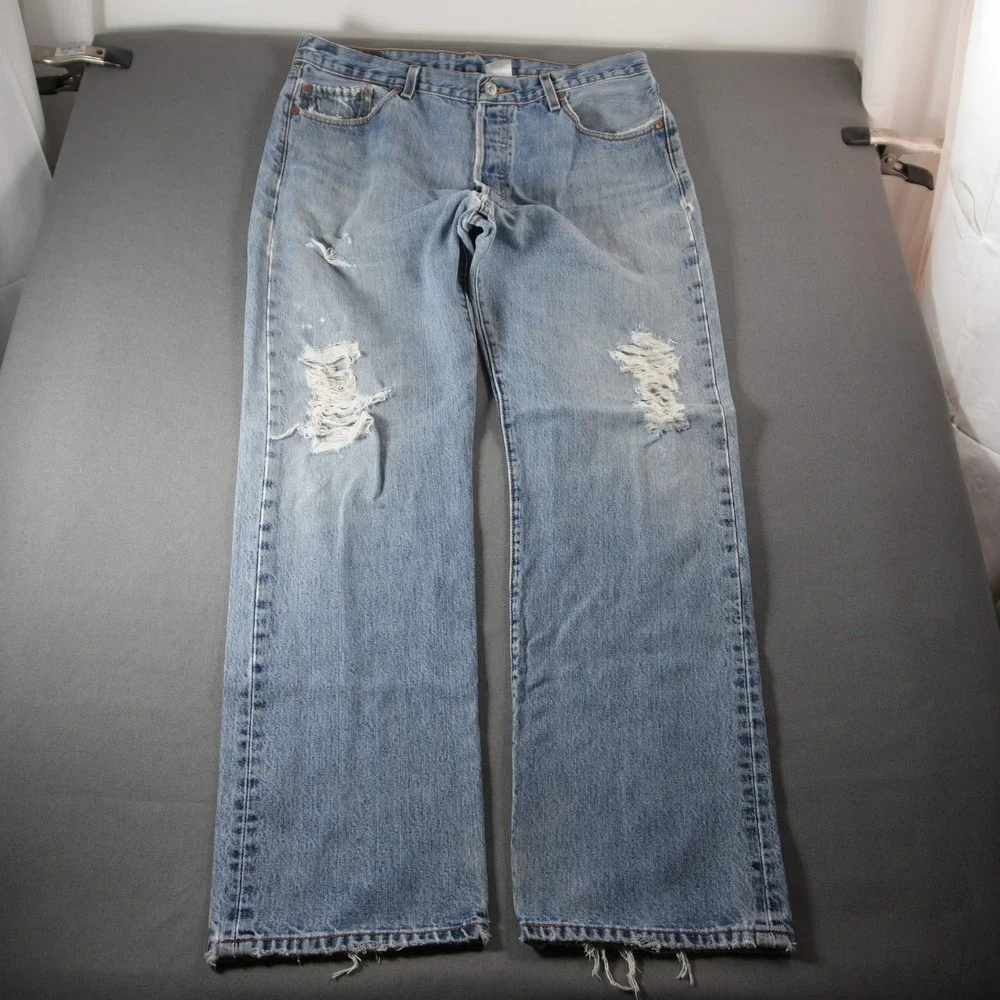 Vintage Y2K Levi 501 XX Distressed Button Fly Straight Leg Men Jeans 36x32 Light